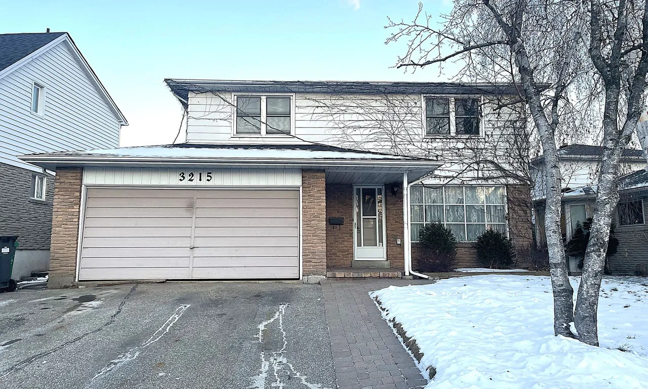 3215 Rymal Rd, Mississauga, ON L4Y 3B8