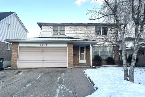 3215 Rymal Rd, Mississauga, ON L4Y 3B8