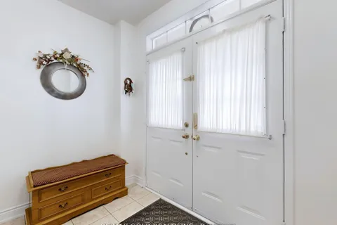 18 Thimbleberry St, Brampton, ON L7A 3L3