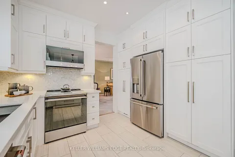 5087 Forest Grove Cres, Burlington, ON L7L 6G6