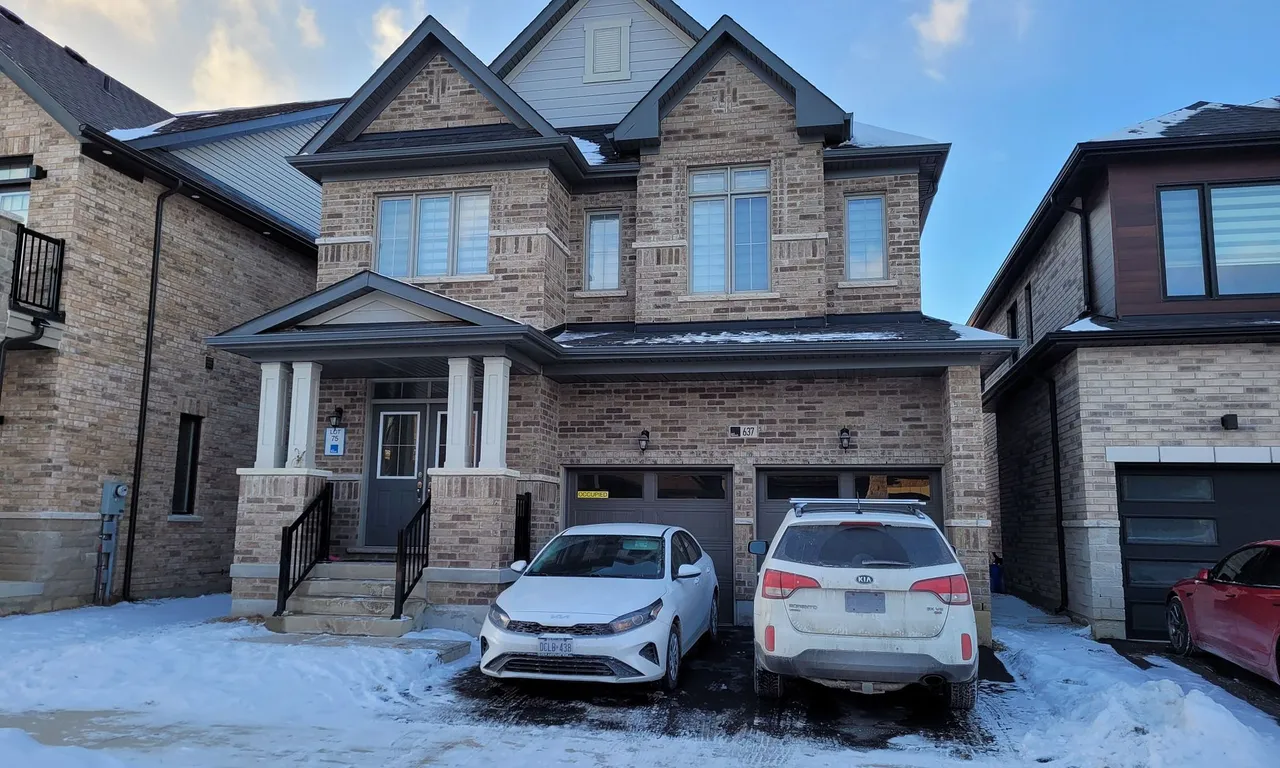 637 Leatherleaf Lane, Milton, ON L9V 1E3