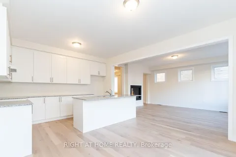 637 Leatherleaf Lane, Milton, ON L9V 1E3