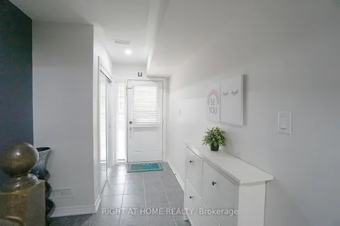 15 Magdalene Crescent, Brampton, ON L6Z 0G9