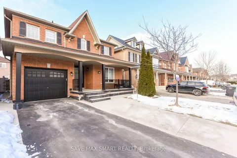 54 Beresford Cres, Brampton, ON L6P 2M1
