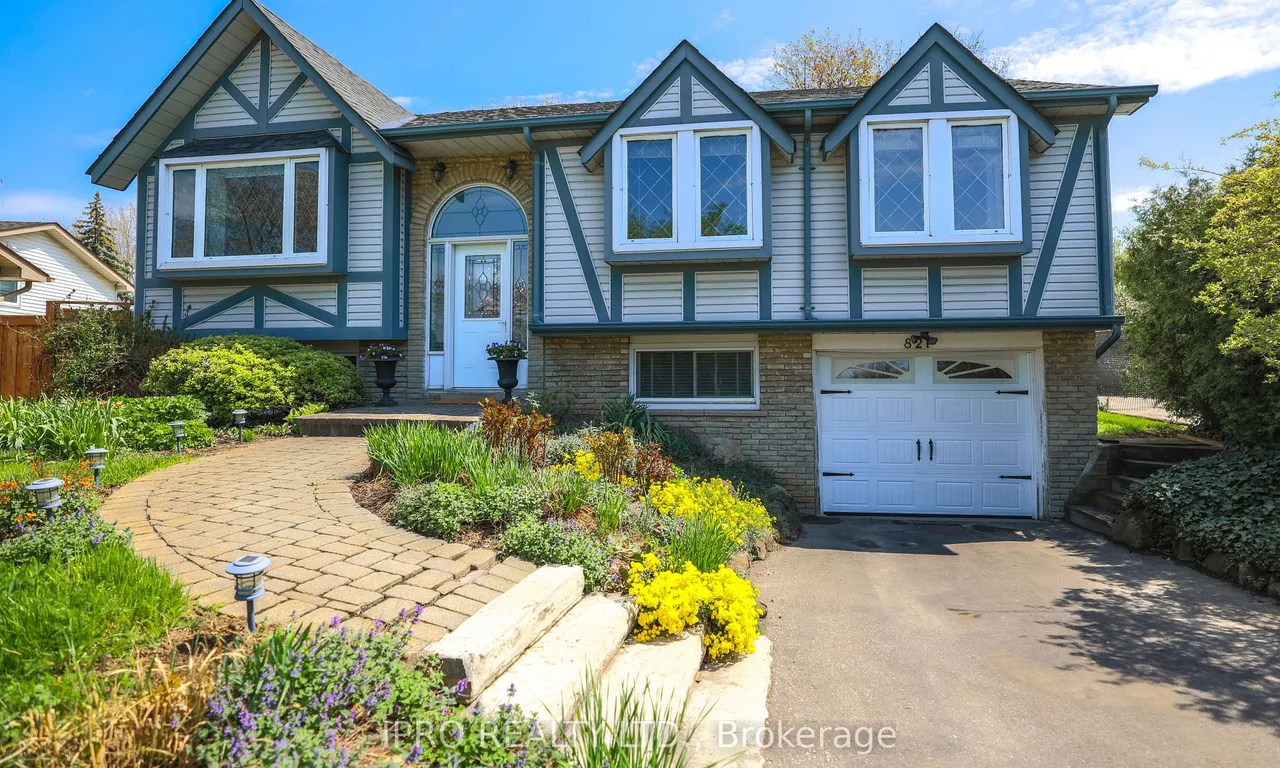 821 Willow Ave, Milton, ON L9T 3E5