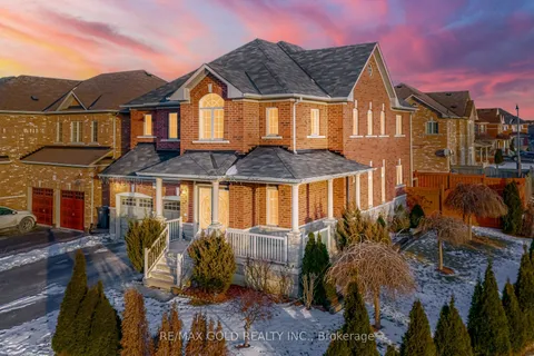 35 Clearfield Dr, Brampton, ON L6P 3L5