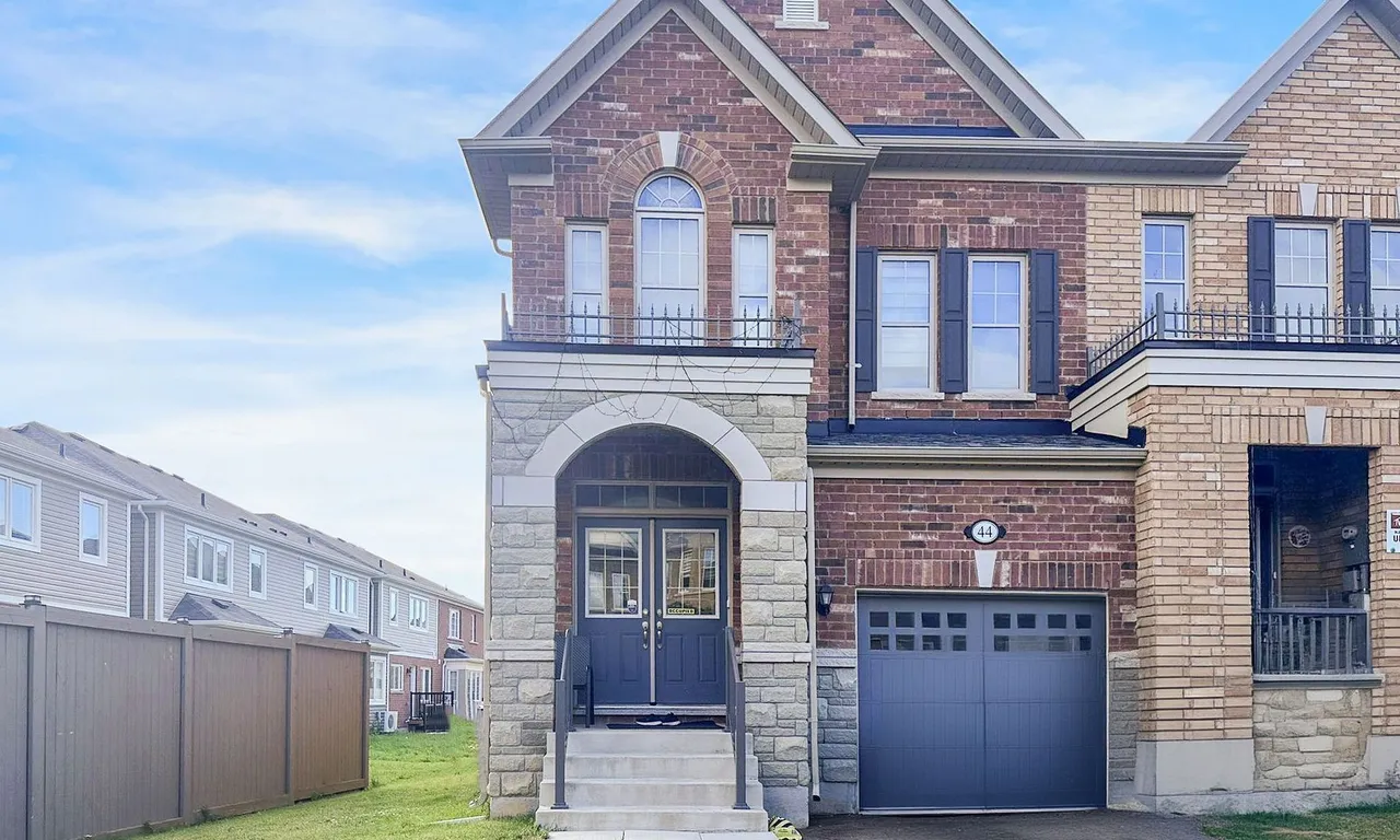 44 Matterhorn Rd, Brampton, ON L7A 0B7