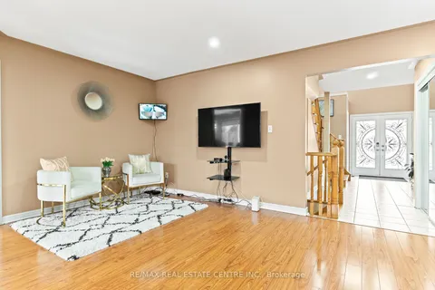 72 Eastbrook Way, Brampton, ON L6P 1K6