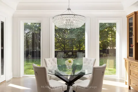 128 Balsam Dr, Oakville, ON L6J 3X5