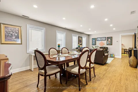 42 Glen Long Avenue, Toronto, ON M6B 2M2