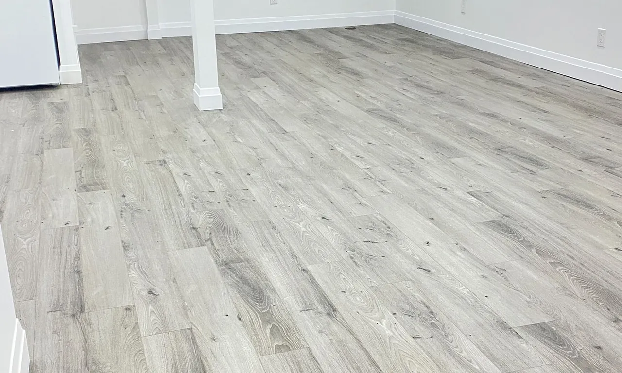 Semi-Detached kitchen at 133 Bonham Blvd Mississauga