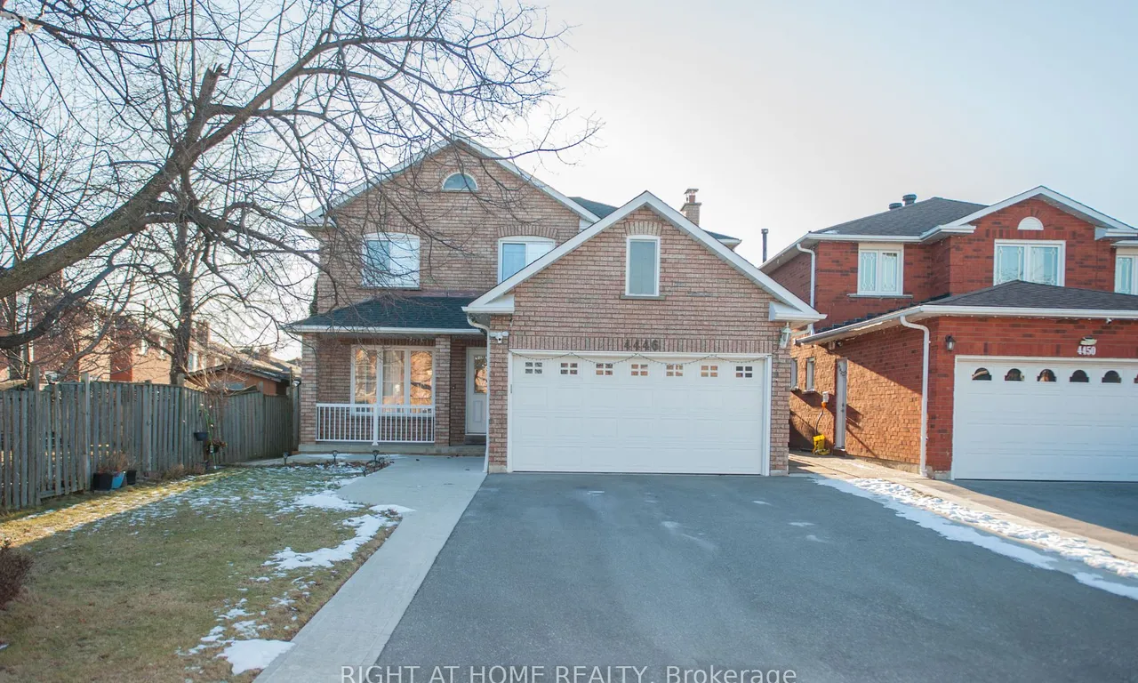 4446 Gladebrook Cres, Mississauga, ON L5V 1E4