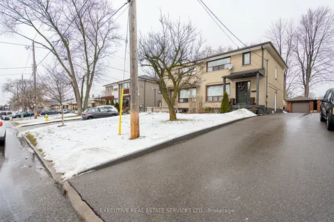 47 Foxrun Ave, Toronto, ON M3L 1L9