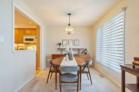 1180 Falgarwood Dr, Oakville, ON L6H 2L3