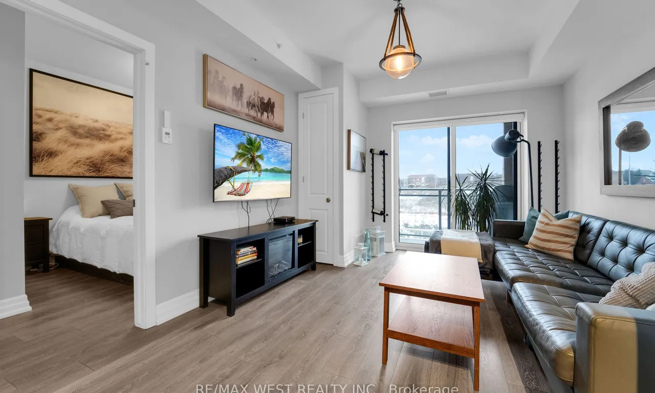 Condo Apt interior view at 4040 UPPER MIDDLE Rd Burlington