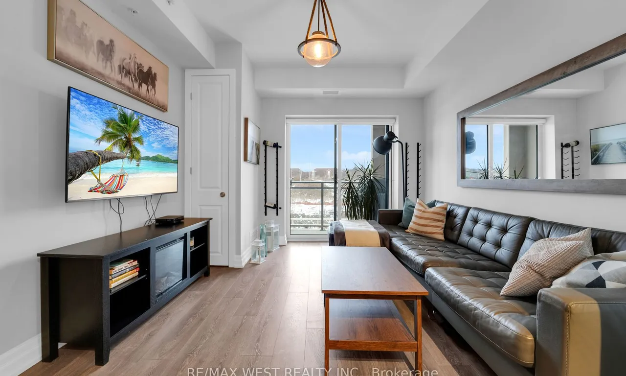 Condo Apt living room at 4040 UPPER MIDDLE Rd Burlington