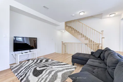 1561 Hilson Hts, Milton, ON L9T 7E7