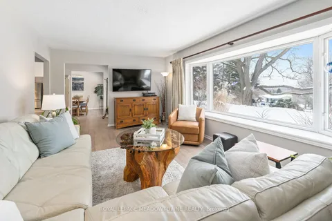 36 Ann St, Halton Hills, ON L7G 2V2