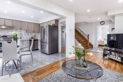 27 Earl Grey Cres, Brampton, ON L7A 2L2