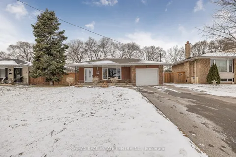 231 Slater Cres, Oakville, ON L6K 2C7