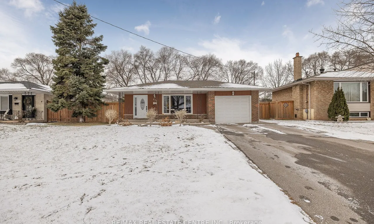 231 Slater Cres, Oakville, ON L6K 2C7
