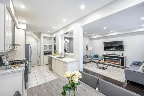 22 Jemima Rd, Brampton, ON L7A 4T6