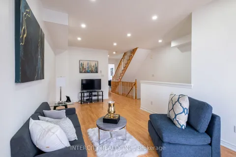 110 Magdalene Cres, Brampton, ON L6Z 0G7