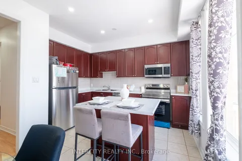 110 Magdalene Cres, Brampton, ON L6Z 0G7