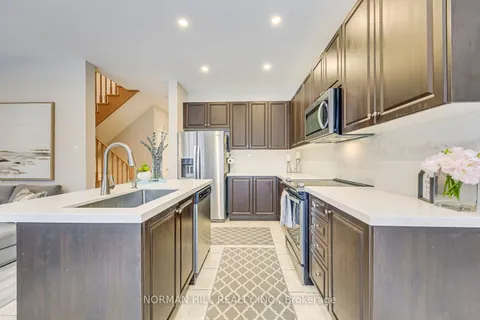 534 Savoline Blvd, Milton, ON L9T 7X3