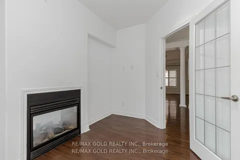 37 DELMONICO Rd, Brampton, ON L6P 2W8