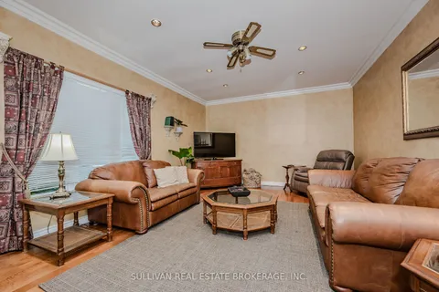 90 Colonel Bertram Rd, Brampton, ON L6Z 4T6