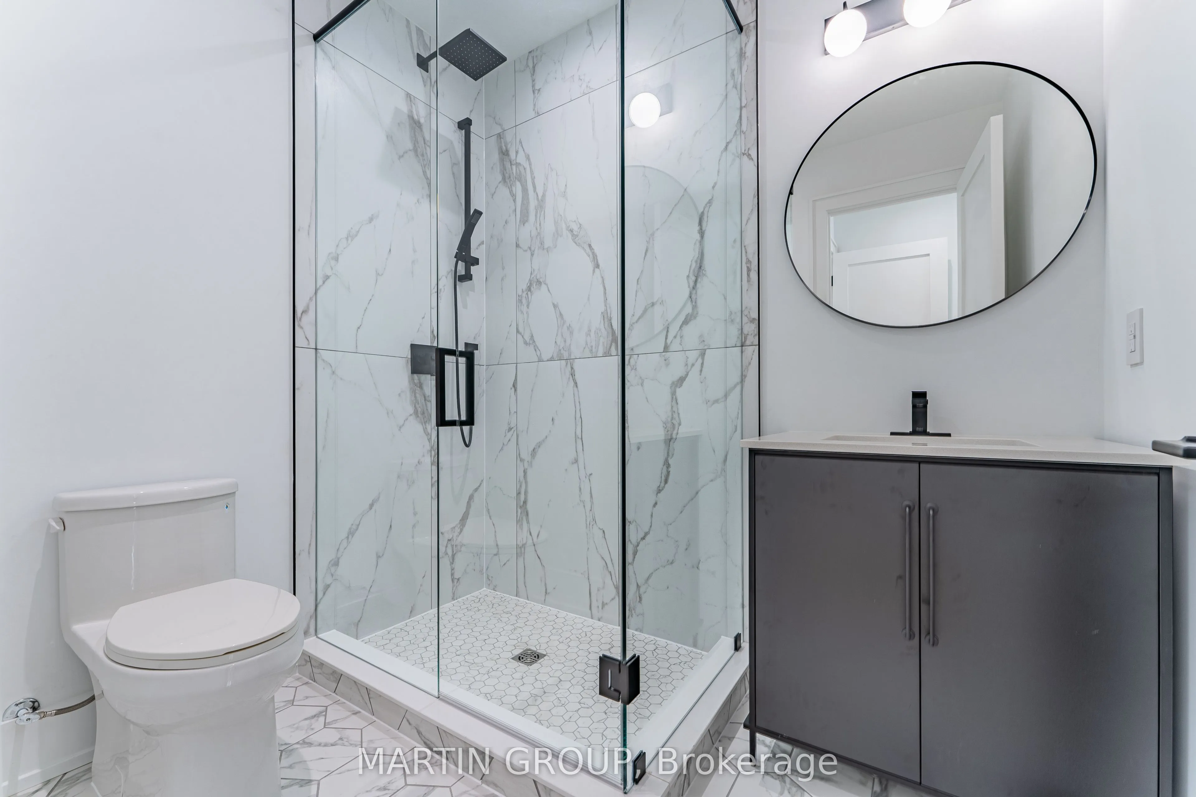 1191 Mineola Gardens, Mississauga, ON L5G 3Y2