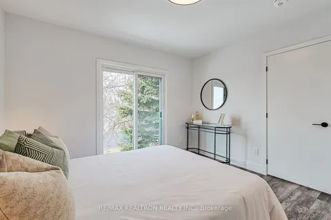 421 Silverthorn Ave, Toronto, ON M6M 3H1