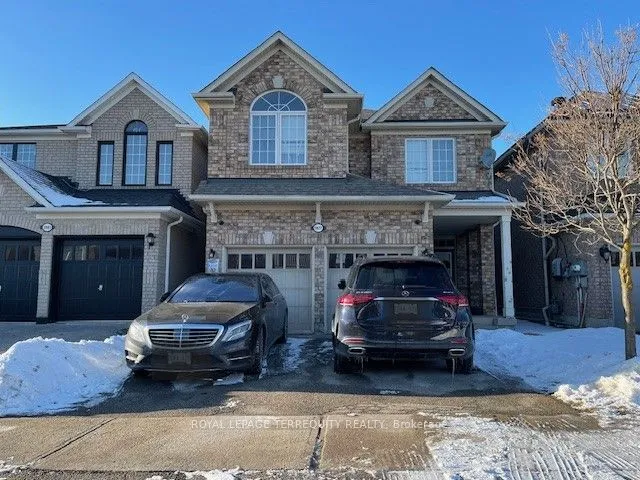 3977 Mayla Dr, Mississauga, ON L5M 7Y9