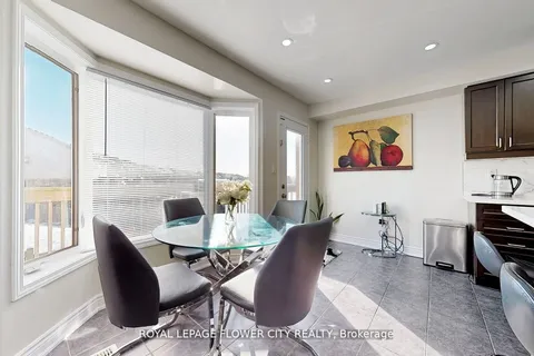 187 Valleyway Dr, Brampton, ON L6X 0N3