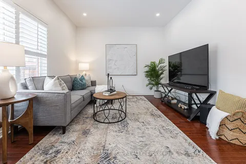 295 Brussels Ave, Brampton, ON L6Z 0G4