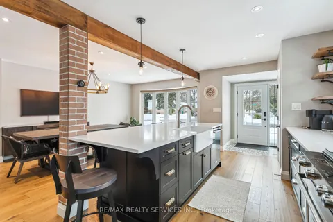 8 Derwent Ave, Brampton, ON L6W 1K2