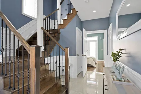 22 Slack Lane, Caledon, ON L7C 4H2