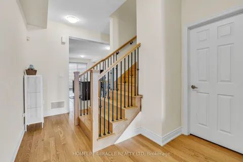 3373 Sixth Line, Oakville, ON L6H 0Y7