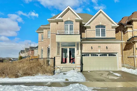 1429 Laurier Ave, Milton, ON L9T 6J4