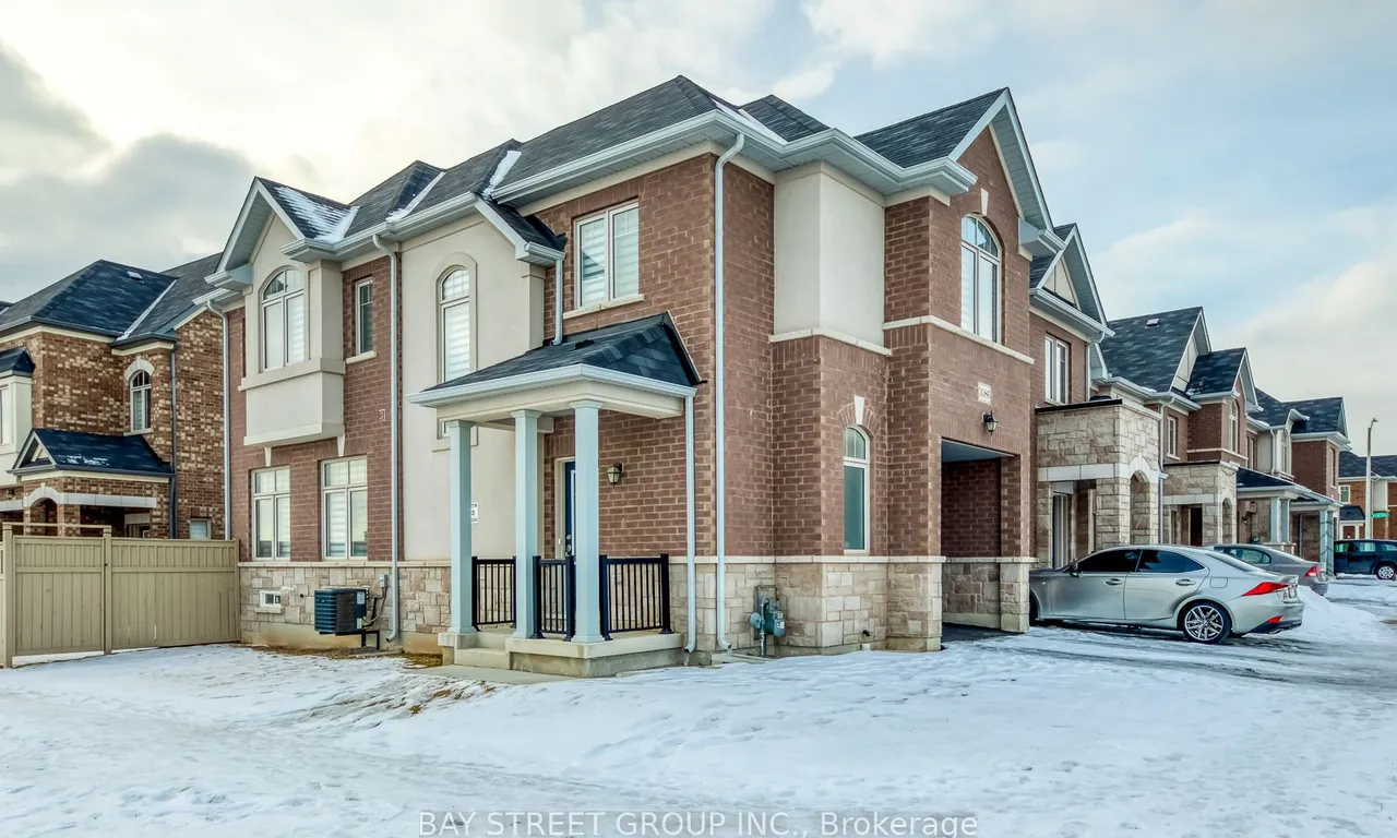 3086 Michelangelo Rd, Burlington, ON L7M 0Z6