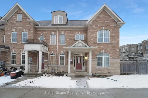 118 Mary Chapman Boulevard, Toronto, ON M9M 0B3