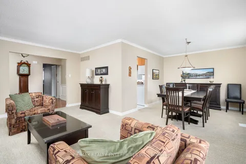 3138 Windwood Dr, Mississauga, ON L5N 2K5