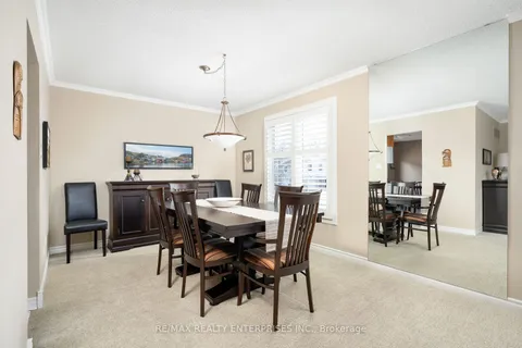 3138 Windwood Dr, Mississauga, ON L5N 2K5