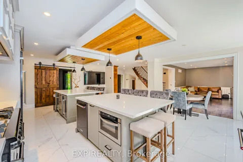 1340 Greeneagle Drive, Oakville, ON L6M 2M9