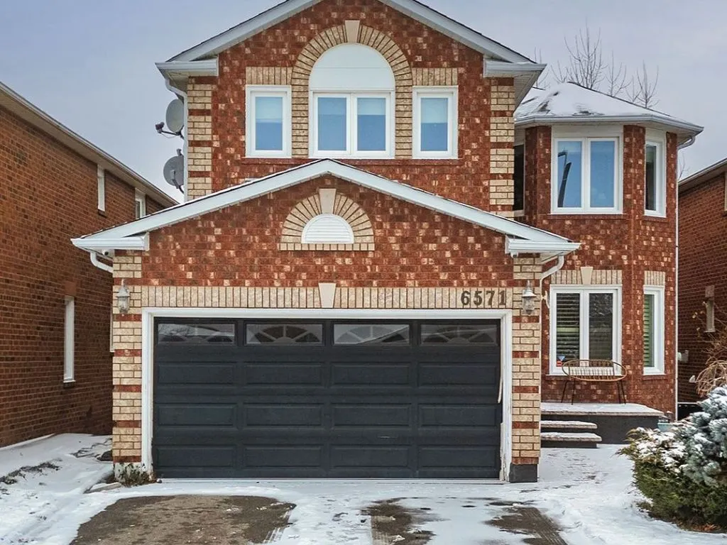 6571 Alderwood Tr, Mississauga, ON L5N 6W3