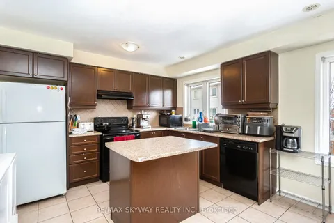 91 Bevington Rd, Brampton, ON L7A 0R7