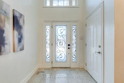 277 Cossack Crt, Mississauga, ON L5B 4C2