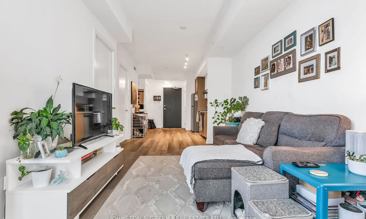 Condo Apt living room at 5260 Dundas St Burlington