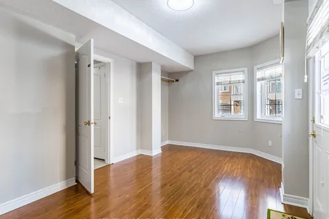 3 October Pl, Brampton, ON L6Y 0R6